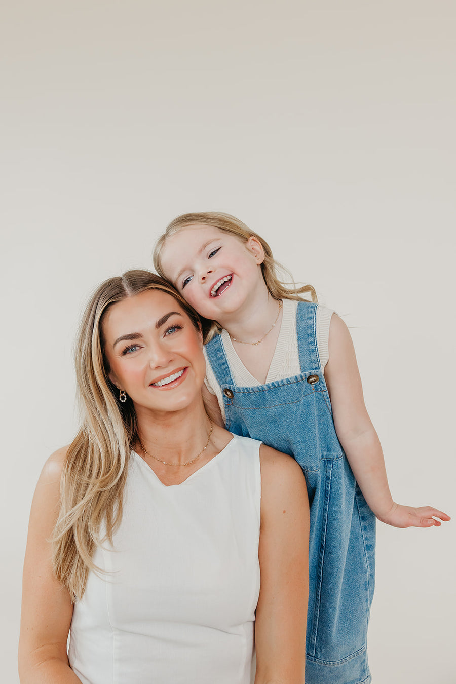 Lindsay x Set & Stones - Mini June Necklace