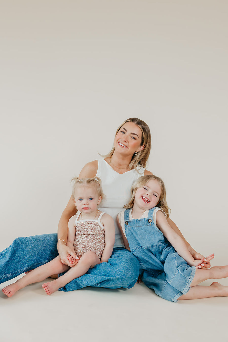 Lindsay x Set & Stones - Mini June Necklace
