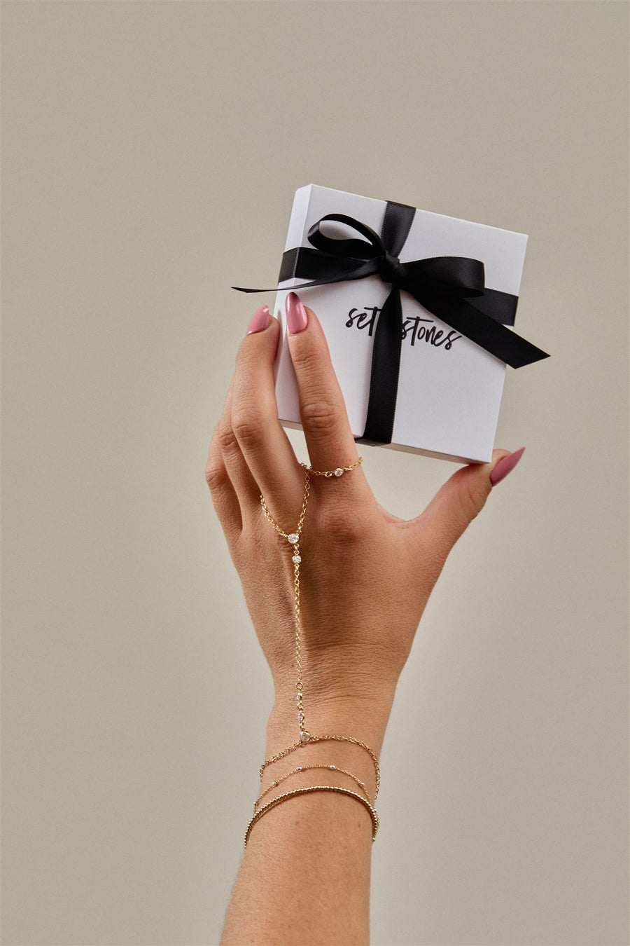 Miley Hand Chain