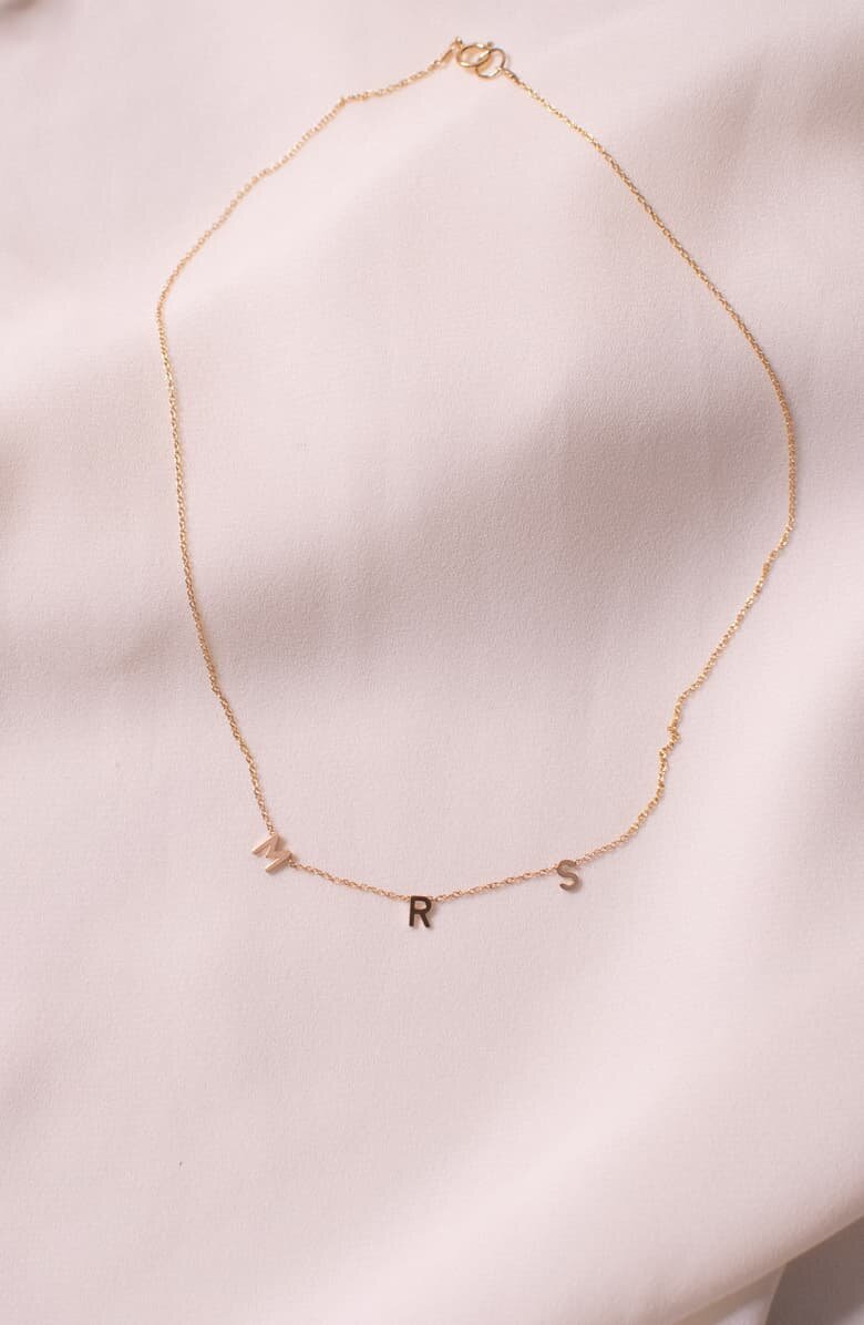 Cheyenne Necklace "MRS"